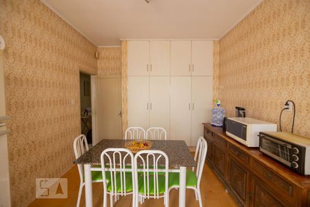 Casa à venda com 250m², 4 quartos e 5 vagasCozinha