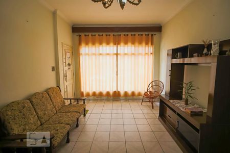 Sala de casa à venda com 4 quartos, 250m² em Jardim Trussardi, São Paulo