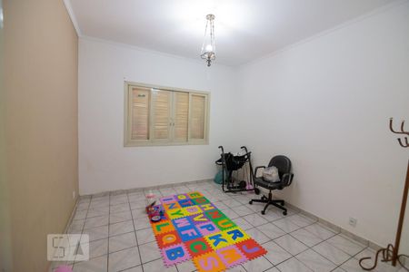 Casa à venda com 250m², 4 quartos e 5 vagasQuarto 2