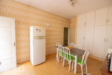 Casa à venda com 250m², 4 quartos e 5 vagasCozinha