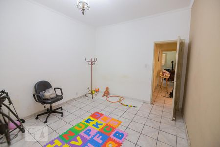 Casa à venda com 250m², 4 quartos e 5 vagasQuarto 2