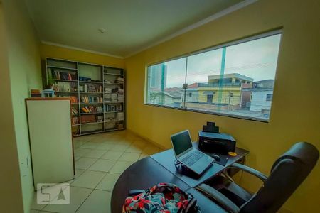 Casa à venda com 137m², 3 quartos e 6 vagasEscritório 1