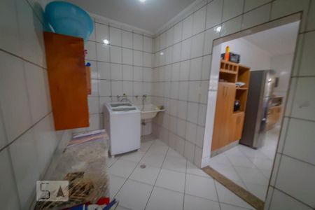 Casa à venda com 137m², 3 quartos e 6 vagasLavanderia