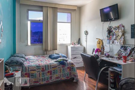 Suíte  de apartamento à venda com 3 quartos, 111m² em Maracanã, Rio de Janeiro