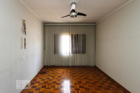Suite de casa à venda com 3 quartos, 250m² em Jardim Vila Formosa, São Paulo