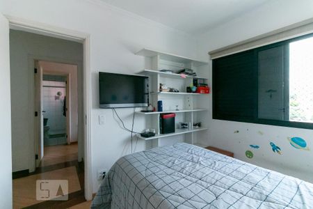 Quarto 1 de apartamento para alugar com 3 quartos, 81m² em Bosque da Saúde, São Paulo