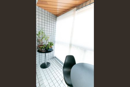 Varanda de apartamento para alugar com 3 quartos, 81m² em Bosque da Saúde, São Paulo