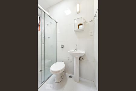 Apartamento para alugar com 41m², 2 quartos e sem vaga Apartamento para alugar com 41m², 2 quartos e sem vagaBanheiro