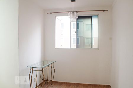 Apartamento para alugar com 66m², 2 quartos e 1 vaga Apartamento para alugar com 66m², 2 quartos e 1 vagaSala