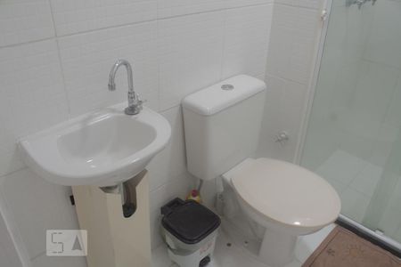 Apartamento para alugar com 66m², 2 quartos e 1 vaga Apartamento para alugar com 66m², 2 quartos e 1 vagaBanheiro