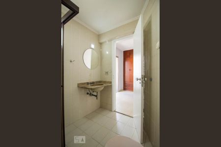 Apartamento à venda com 108m², 4 quartos e 3 vagasBanheiro da Suíte 1