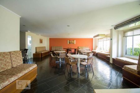 Apartamento à venda com 108m², 4 quartos e 3 vagasÁrea comum - Salão de festas