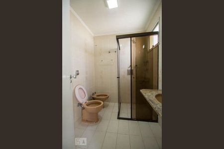 Apartamento à venda com 108m², 4 quartos e 3 vagasBanheiro da Suíte 1