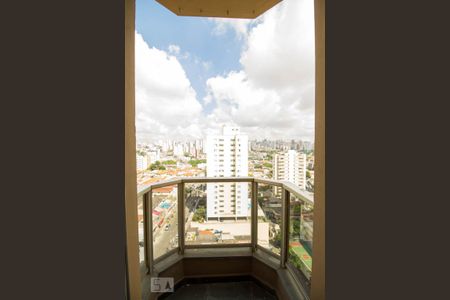 Apartamento à venda com 108m², 4 quartos e 3 vagasVaranda 