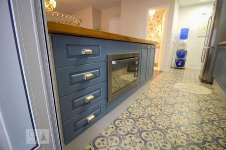 Apartamento à venda com 119m², 3 quartos e 2 vagas Apartamento à venda com 119m², 3 quartos e 2 vagasCozinha - Armários
