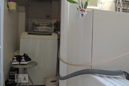 Apartamento à venda com 68m², 2 quartos e 1 vagaÁrea de Serviço