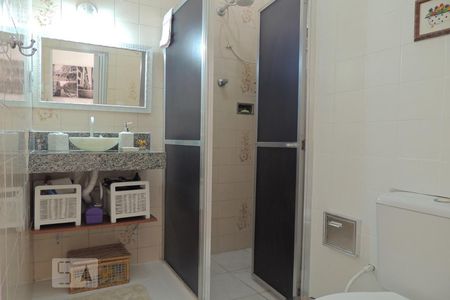 Apartamento à venda com 68m², 2 quartos e 1 vagaBanheiro Social