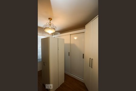 Quarto 1 de apartamento para alugar com 2 quartos, 102m² em Vila Suzana, São Paulo