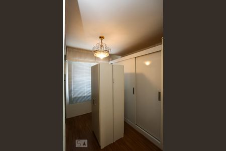 Quarto 1 de apartamento para alugar com 2 quartos, 102m² em Vila Suzana, São Paulo