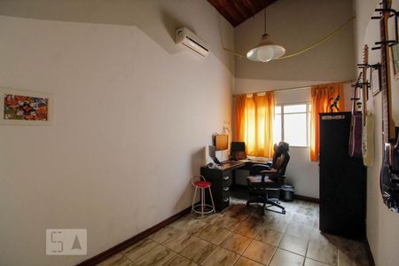 Quarto 1 de casa à venda com 4 quartos, 390m² em Jardim Iporanga, Guarulhos