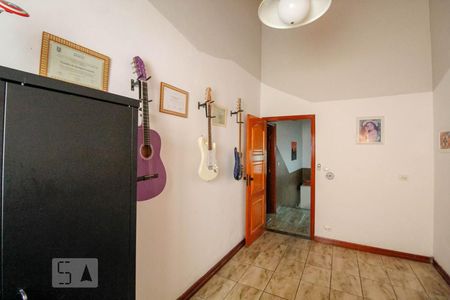 Quarto 1 de casa à venda com 4 quartos, 390m² em Jardim Iporanga, Guarulhos