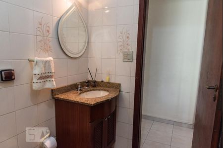 Lavabo de casa à venda com 4 quartos, 150m² em Vila Dom Pedro I, São Paulo