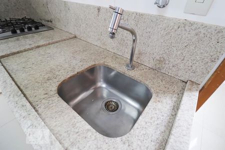 Apartamento para alugar com 68m², 2 quartos e 1 vagaPia