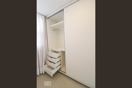 Apartamento para alugar com 68m², 2 quartos e 1 vagaSuíte