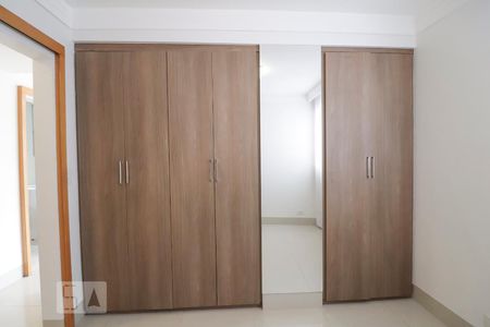 Apartamento para alugar com 68m², 2 quartos e 1 vagaQuarto 1