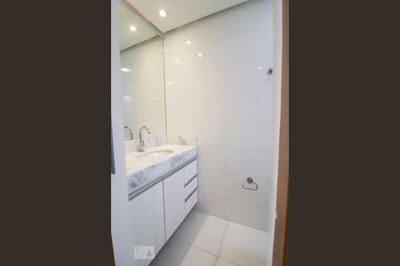 Apartamento para alugar com 68m², 2 quartos e 1 vagaBanheiro da suíte