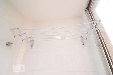 Apartamento para alugar com 68m², 2 quartos e 1 vagaÁrea de serviço