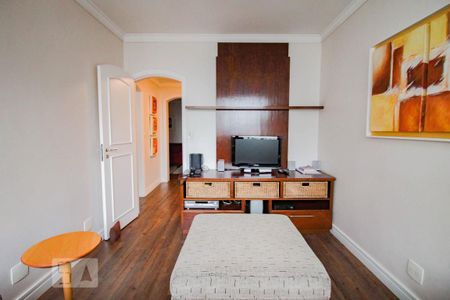 Apartamento à venda com 260m², 4 quartos e 4 vagasSala de TV