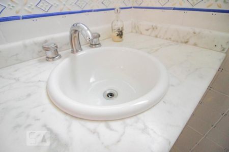 Apartamento à venda com 260m², 4 quartos e 4 vagasBanheiro