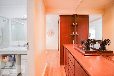 Apartamento à venda com 260m², 4 quartos e 4 vagassuíte 2