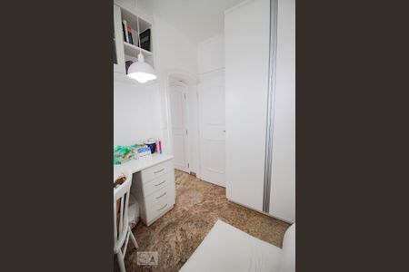 Apartamento à venda com 260m², 4 quartos e 4 vagasBanheiro de Serviço