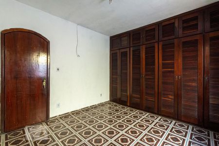 Quarto 1 de casa para alugar com 2 quartos, 80m² em Vila Giordano, São Paulo