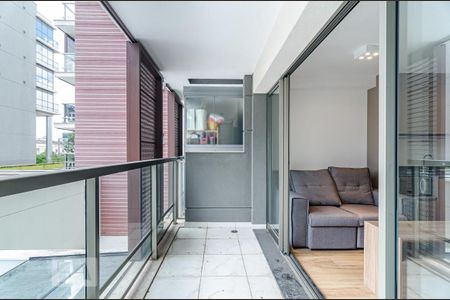 Studio para alugar com 31m², 1 quarto e 1 vaga Studio para alugar com 31m², 1 quarto e 1 vagaVaranda