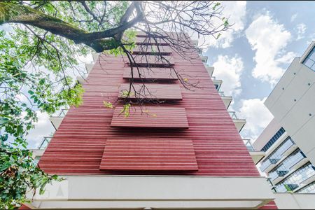 Studio para alugar com 31m², 1 quarto e 1 vaga Studio para alugar com 31m², 1 quarto e 1 vagaFachada