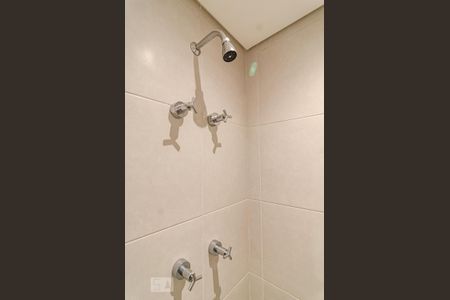 Studio para alugar com 31m², 1 quarto e 1 vaga Studio para alugar com 31m², 1 quarto e 1 vagaBanheiro