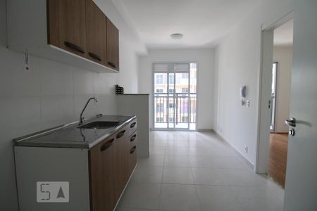 Cozinha e sala - Armários de kitnet/studio para alugar com 1 quarto, 28m² em Água Branca, São Paulo
