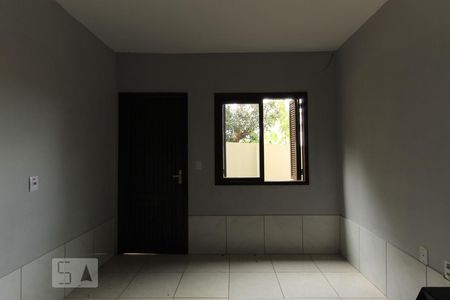Sala de casa de condomínio para alugar com 2 quartos, 46m² em Santa Tereza, Porto Alegre
