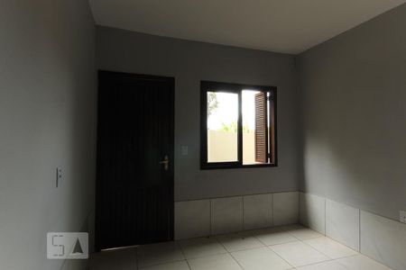 Sala de casa de condomínio para alugar com 2 quartos, 46m² em Santa Tereza, Porto Alegre