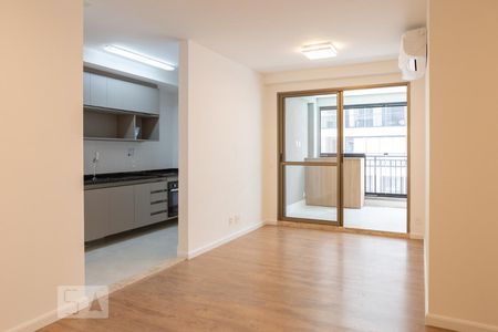 Sala de apartamento para alugar com 3 quartos, 93m² em Água Branca, São Paulo