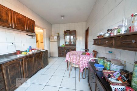 Casa à venda com 144m², 3 quartos e 2 vagasCozinha