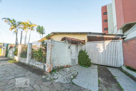 Casa à venda com 144m², 3 quartos e 2 vagasFachada