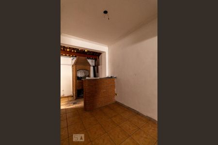 Casa à venda com 149m², 3 quartos e 4 vagasChurrasqueira