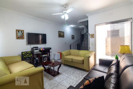 Sala de casa para alugar com 3 quartos, 149m² em Jardim Piqueroby, São Paulo