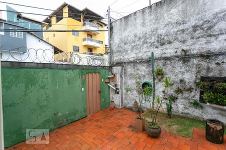 Entrada de casa à venda com 5 quartos, 380m² em Cachoeirinha, Belo Horizonte