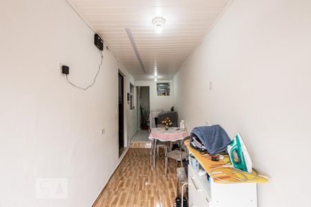 Casa à venda com 50m², 1 quarto e 1 vagaEntrada