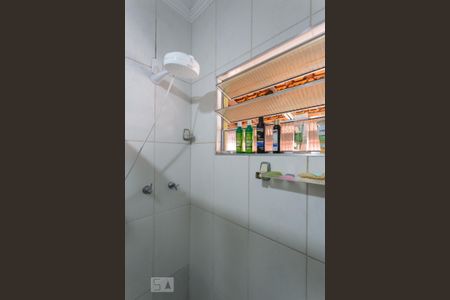 Casa para alugar com 413m², 4 quartos e 3 vagasChuveiro